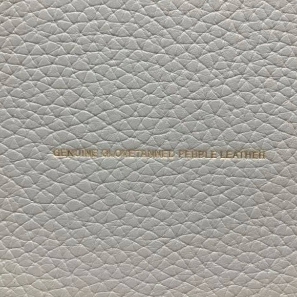 Ruby 25 - Picture 6 of 7